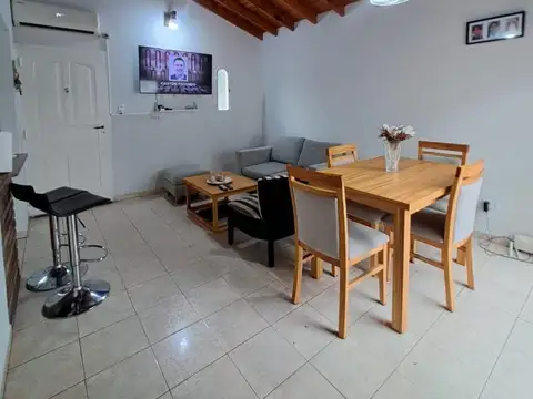 Depto Tipo Casa en Venta en Villa Maipu, USD 70.000