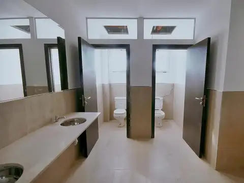 Oficina Monoambiente con 2 baños