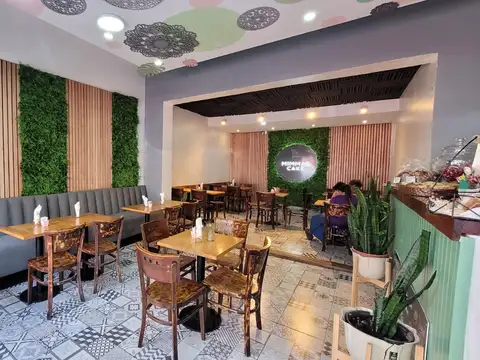 Excelente Fondo De Comercio  Bar Cafeteria Pastelería En Lanus Oeste Cercano A Estación de tren Y A Av. 25 De Mayo