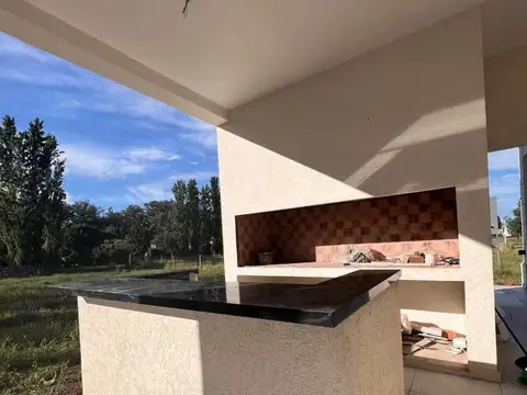 Casa en Venta en Countries y Barrios Cerrados en Luján, USD 350.000