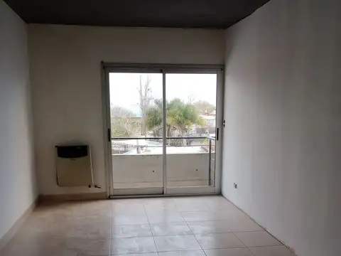 DEPARTAMENTO 2 AMB CON COCHERA SAN FERNANDO . BELGRANO 547