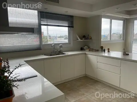 Departamento en Venta con 2 cocheras