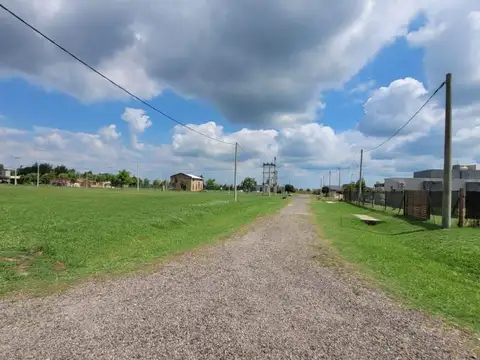 Terreno en Venta en Roldan, USD 60.000