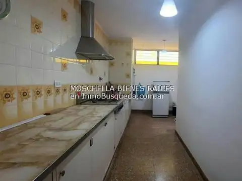 25 DE MAYO E/ BS AS Y BELGRANO