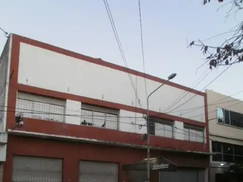 Galpon/Local/Centro deportivo