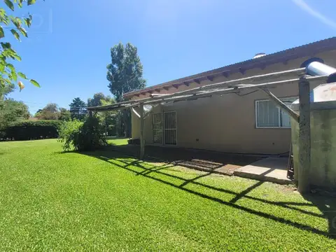 Venta Casa 2 Ambientes. Parque Sakura, Exaltación de la Cruz