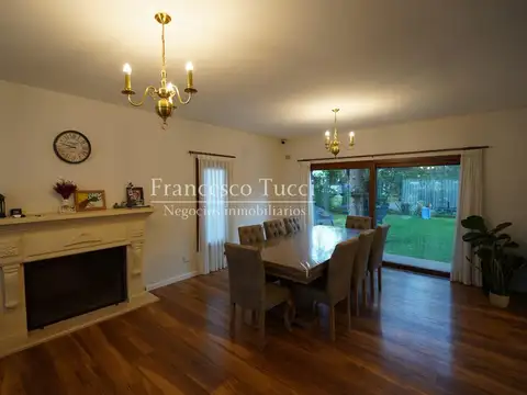 Casa en Venta al Oeste