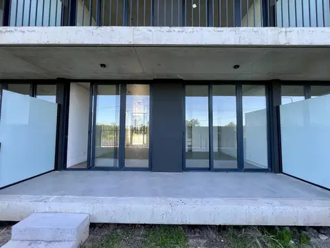 Departamento en Alquiler con 1 cocheras