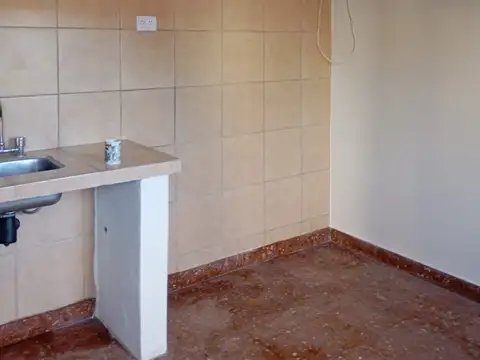 Depto Tipo Casa 2 ambientes con 1 baño