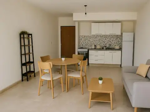 Casa 4 ambientes con 1 baño