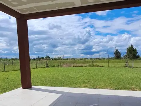Casa en Venta al Este