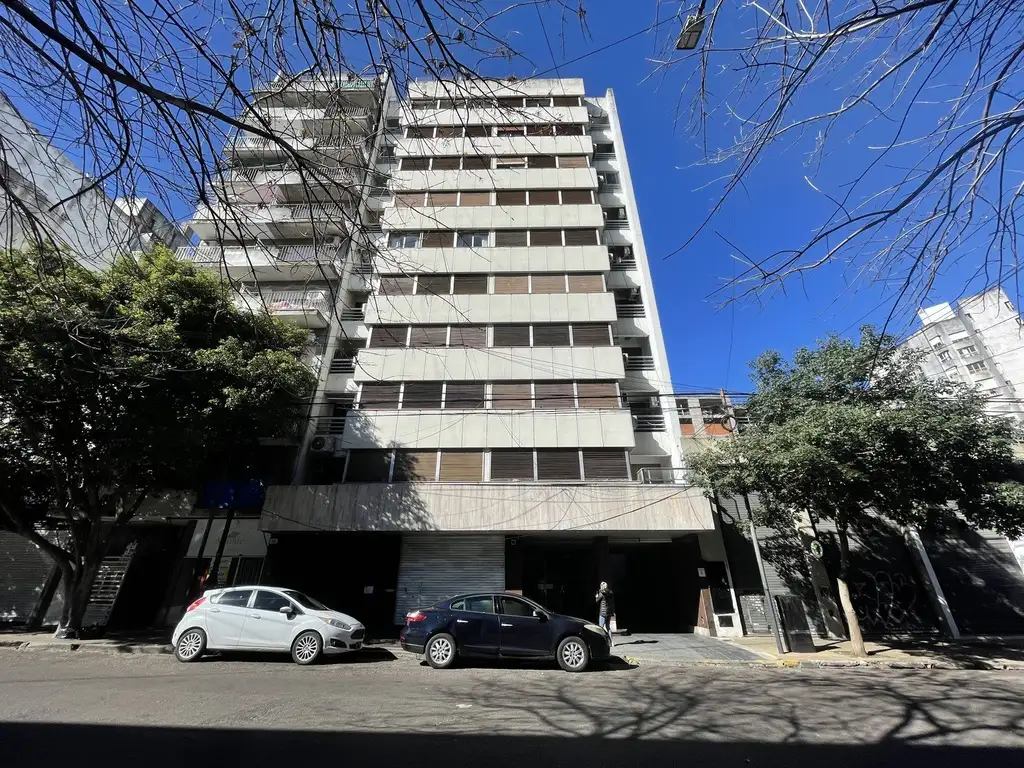 46 e/ 8 y 9 600, Piso 4