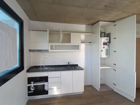 Concepción Arenal 4000