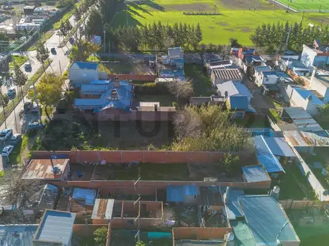 Calle 25 entre 524 y 525 , Piso 0