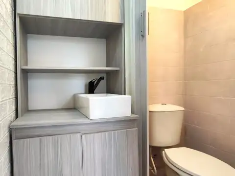 Local en Alquiler en Acassuso, $ 400.000