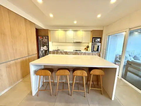 Casa 4 ambientes con 3 baños
