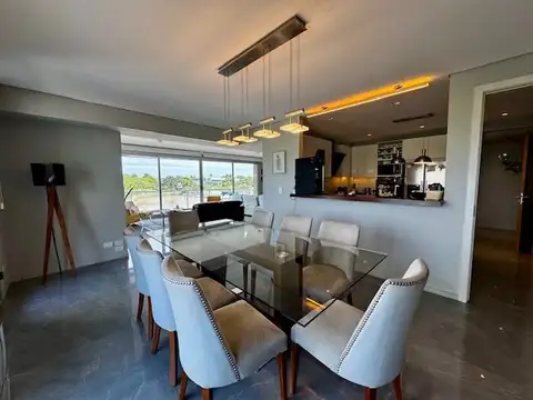 Departamento en Alquiler con 2 cocheras