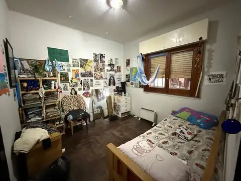 Venta dos casas con patio y cochera quilmes