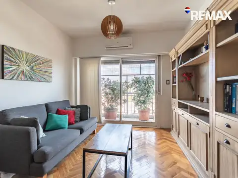 Depto en venta 3 amb. con balcón, vista abierta.