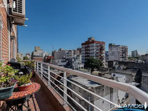 Departamento 3 ambientes con 2 baños