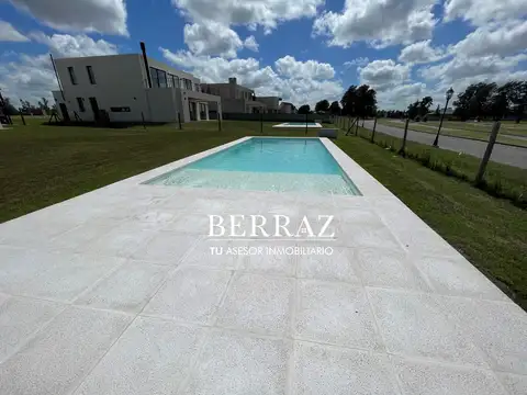 Casa en Venta en Pilar Golf Club, USD 458.000