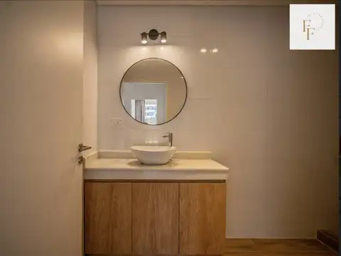 DEL PORTAL 100, Piso PB