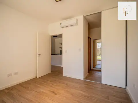 Departamento en Alquiler con 1 cocheras