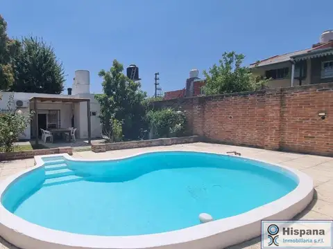Casa en venta Apta crédito Bancario! en Manuel Alberti, calle Los Sauces, Pilar.