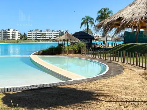 Lagoon Pilar