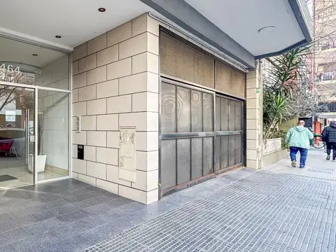 VENTA DEPARTAMENTO DE 4 AMBIENTES, SEMIPISO, BALCÓN TERRAZA, PATIO, BAJAS EXPENSAS EN ALMAGRO