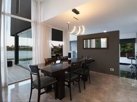 Casa en Venta al Este