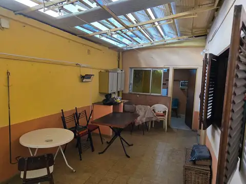 Depto Tipo Casa en Venta de 3 ambientes
