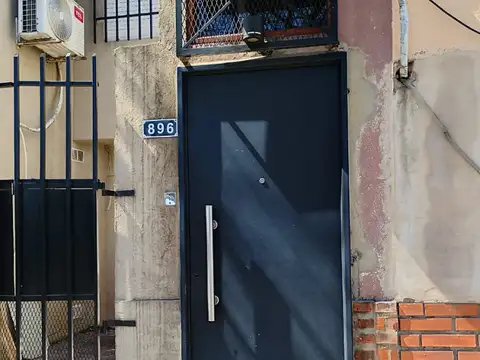 La rioja 800, Piso 1