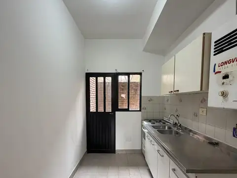 Departamento en Alquiler en República De La Sexta, $ 430.000