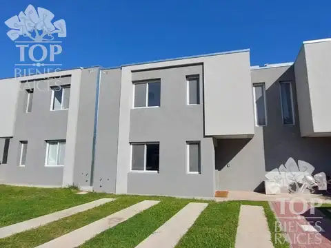 Casa Dúplex  en Venta en DECS Tortugas, Garin, Escobar