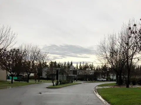 LOTE EN TERRAVISTA DE 1140m2 ETAPA 7, ORIENTACIÓN NOR-OESTE