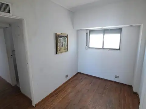 12 De Octubre 16 , Piso 13