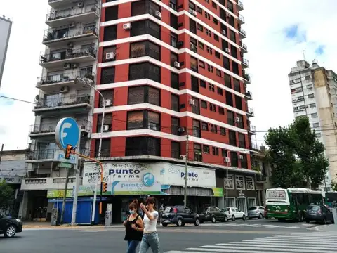 12 De Octubre 100, Piso 13°