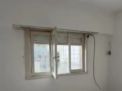 Casa 2 ambientes con 2 baños