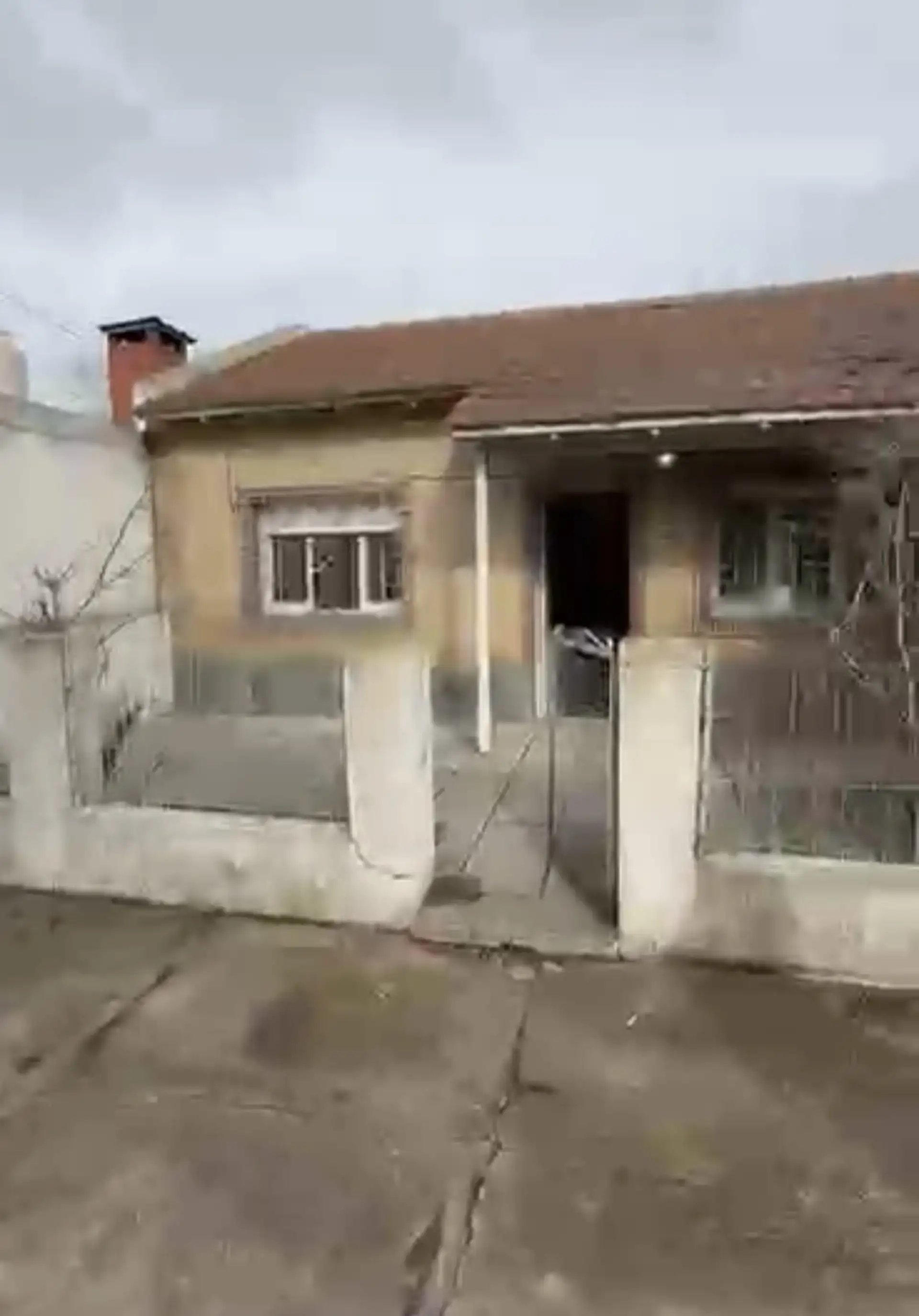CASA 3 AMBIENTES- ALMAFUERTE 5300- GARAJE