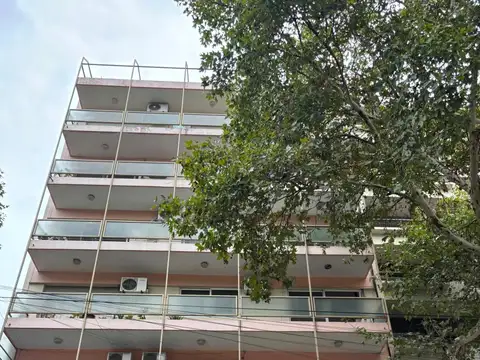 Venta Departamento 4 mb con cochera San Martin