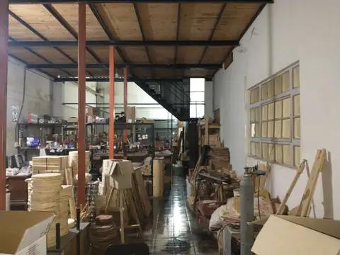 Local en Venta Via Pública