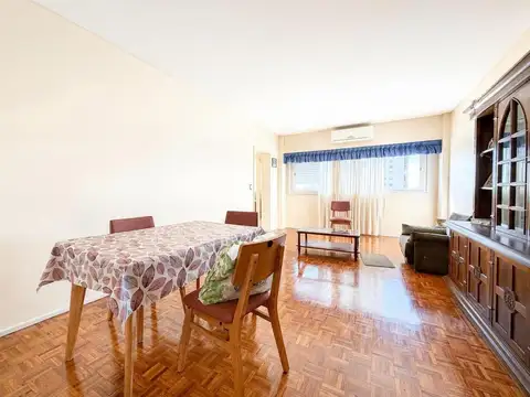 Departamento 4 ambientes con balcón