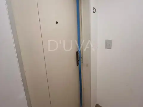 Calle 43 800, Piso 1