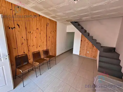 Depto Tipo Casa 3 ambientes con 2 baños