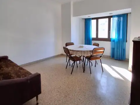 VENTA DEPTO 2 AMB AL FRENTE!