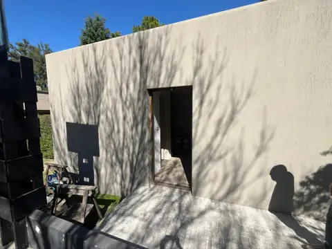 Casa 6 ambientes con 3 baños