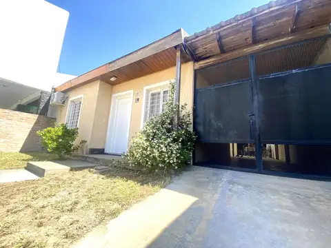 Casa en Pablo Podesta- Venta-lote propio