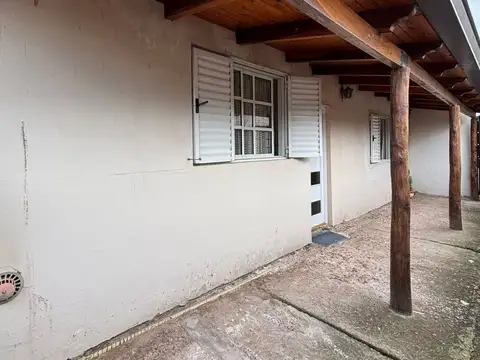 VENTA CASA INTERNA 2 dormitorios - CENTRO HUMBOLDT