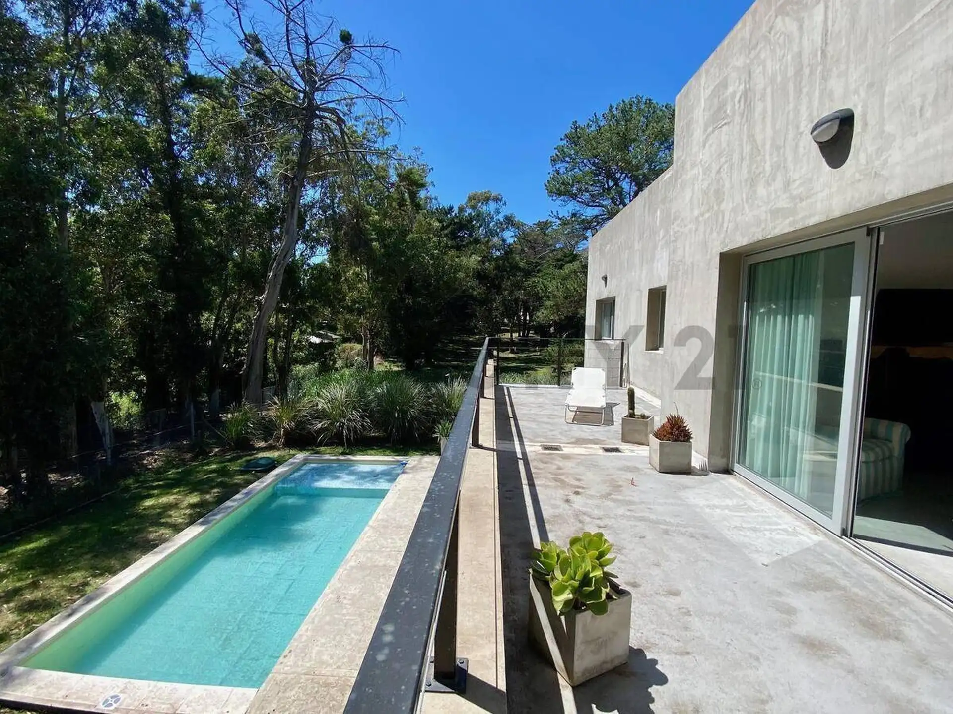 Casa en venta en Barrancas de San Benito | 5 ambientes, pileta y gran parque